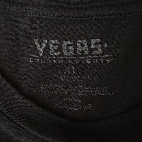 Rare Vegas Golden Knights VGK Black Rainbow Pride T-Shirt Gold Foil Size XL - Picture 2 of 7